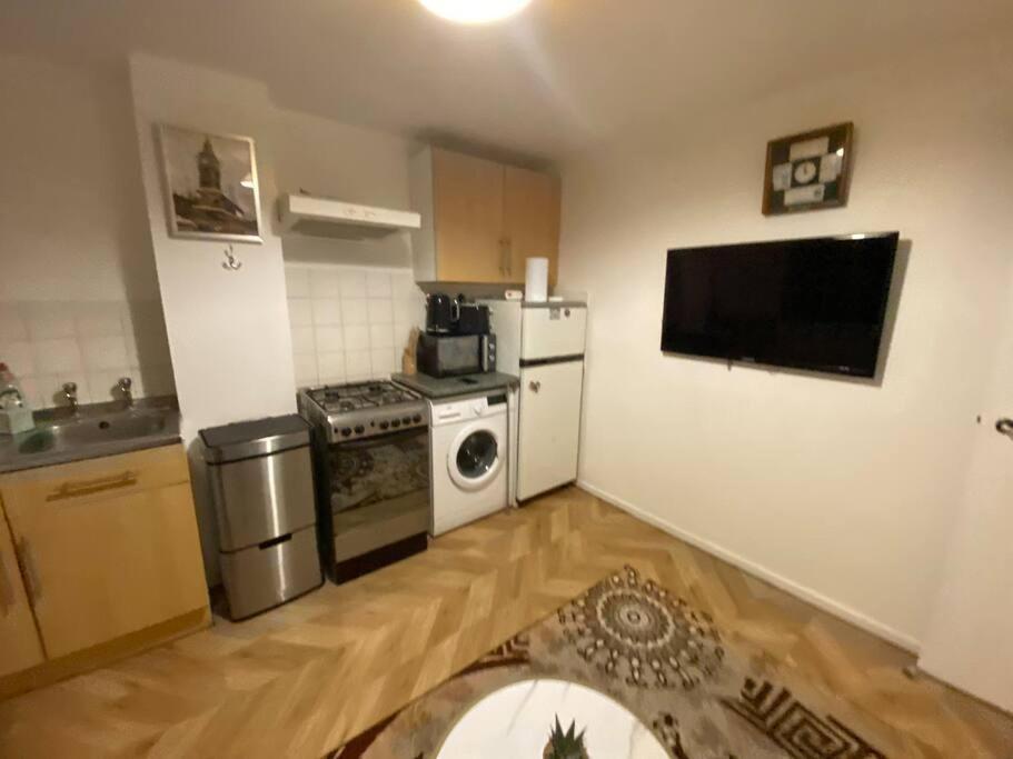 2 Bedroom Flat Camberwell Grove London Eksteriør billede